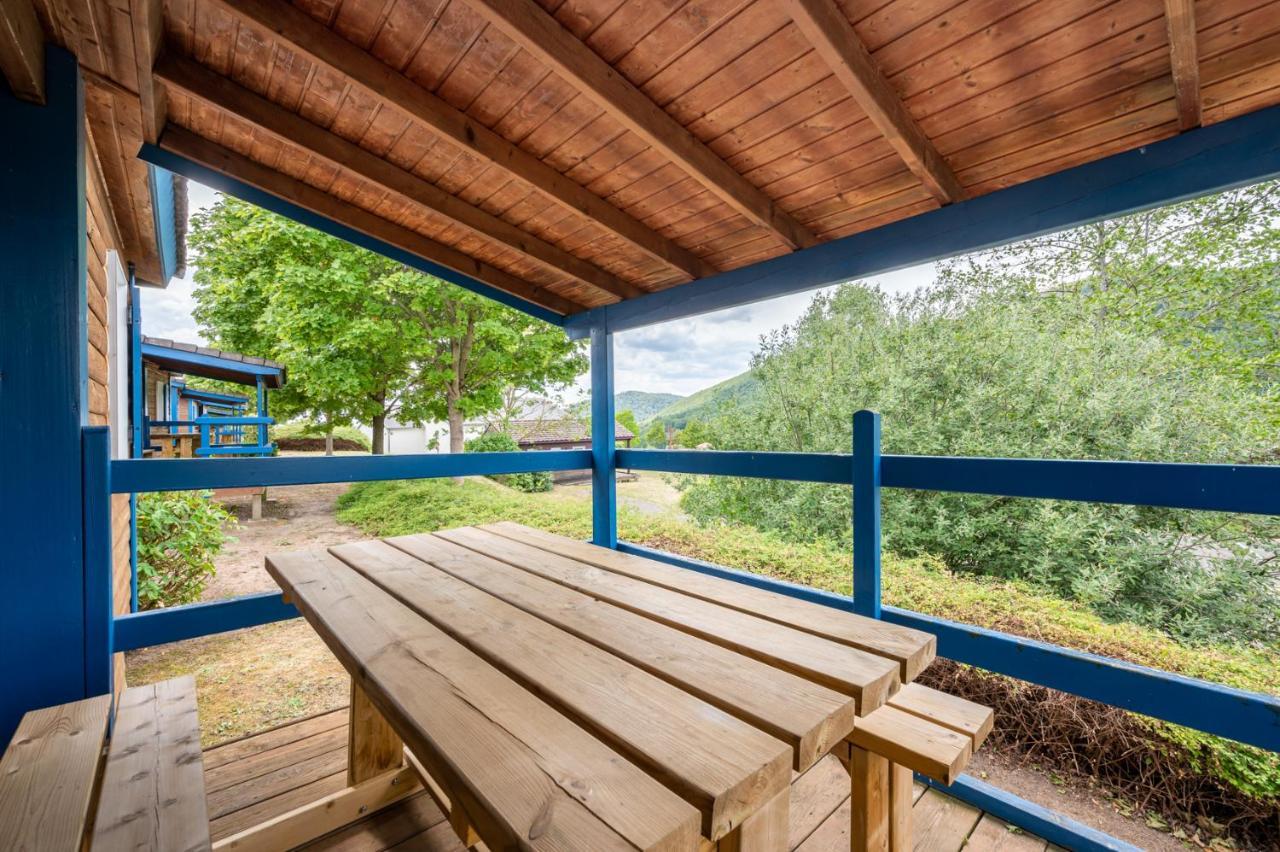 Camping Les Vosges Du Nord Oberbronn Room photo