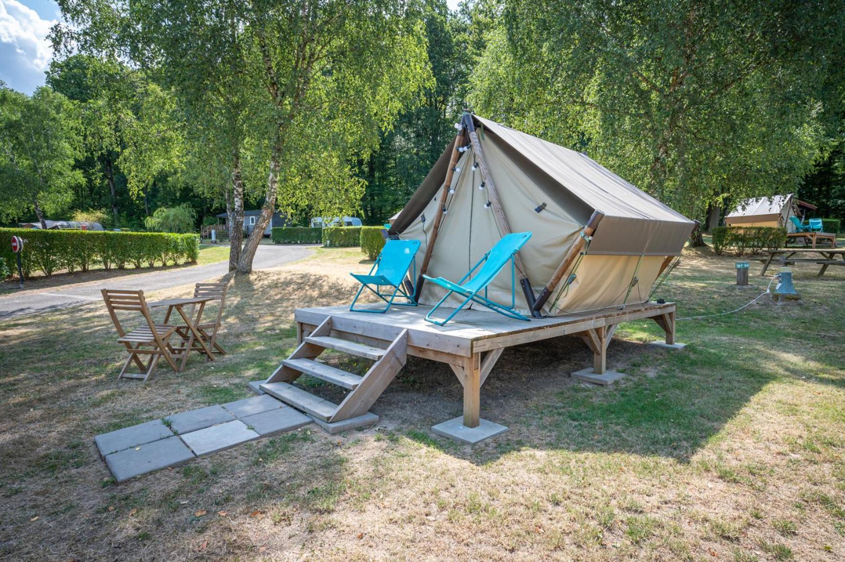 Camping Les Vosges Du Nord Oberbronn Room photo