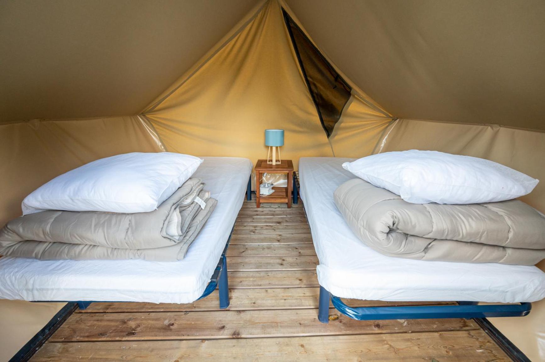 Camping Les Vosges Du Nord Oberbronn Room photo